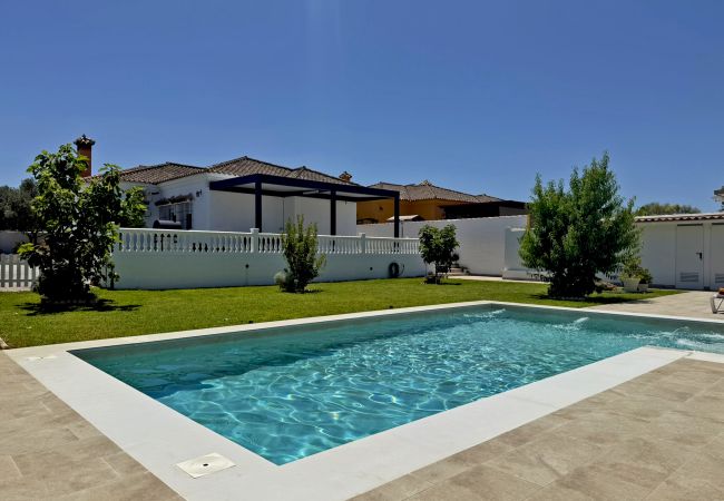 Villa en Puerto de Santa María - Villa Victoria
