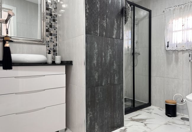 Apartamento en Jerez de la Frontera - Dante Suite Apartamento en Jerez de la Frontera - Dante Suite