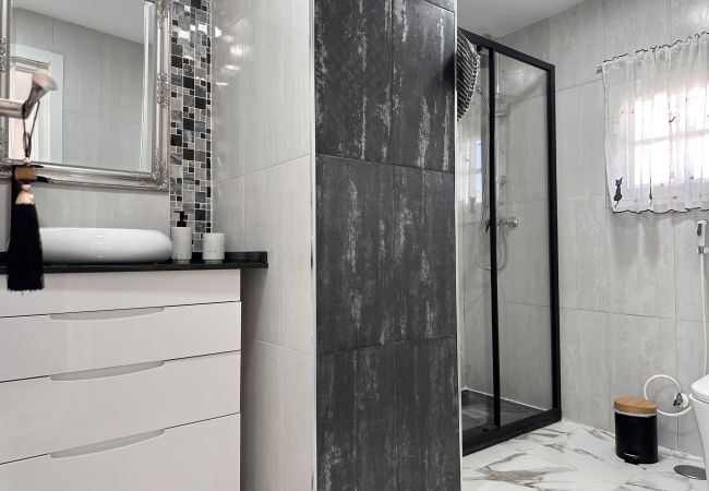 Apartamento en Jerez de la Frontera - Dante Suite Apartamento en Jerez de la Frontera - Dante Suite