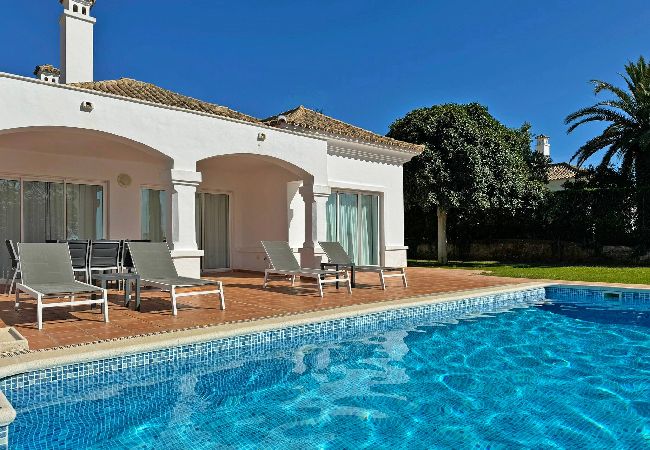 Villa in Arcos de la Frontera - Villa Los Olivos Villa in Arcos de la Frontera - Villa Los Olivos