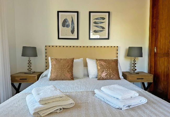 Villa in Arcos de la Frontera - Villa Los Olivos Villa in Arcos de la Frontera - Villa Los Olivos