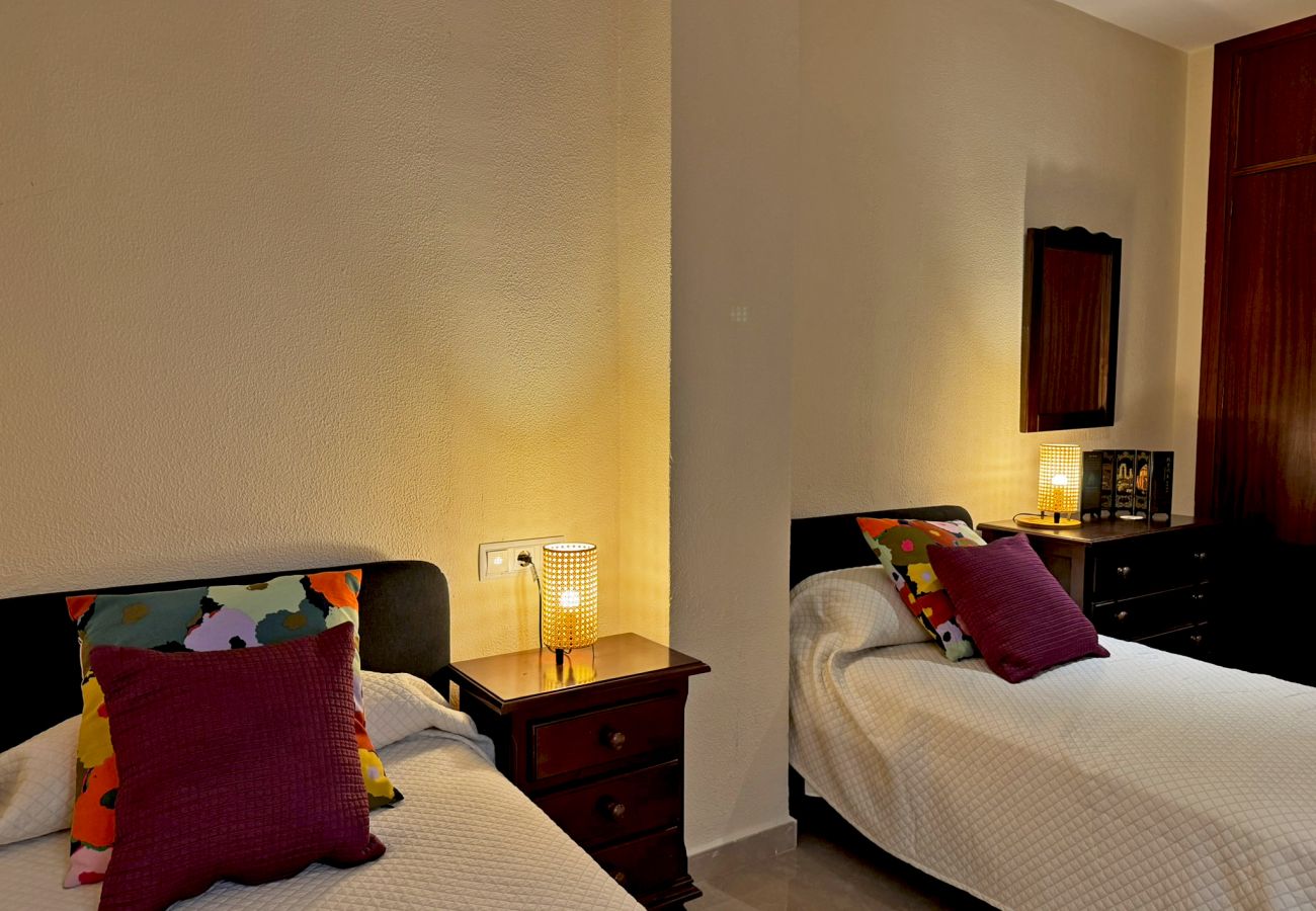Apartment in Jerez de la Frontera - Apartamento Larga 65