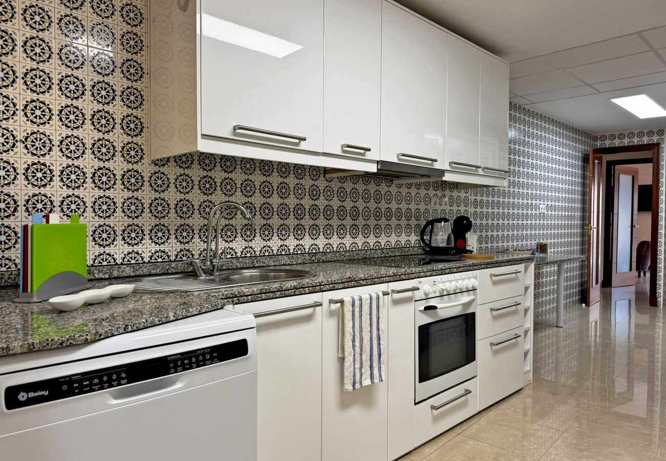 Apartment in Jerez de la Frontera - Apartamento Larga 65