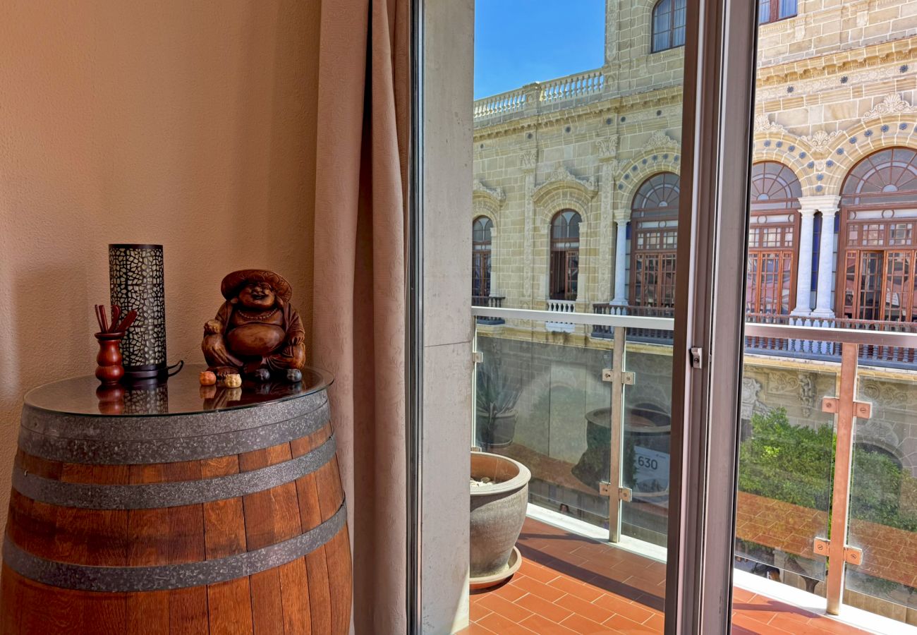 Apartment in Jerez de la Frontera - Apartamento Larga 65