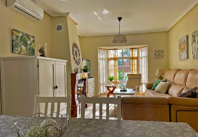 House in Puerto de Santa María - Casa Los Henke House in Puerto de Santa María - Casa Los Henke