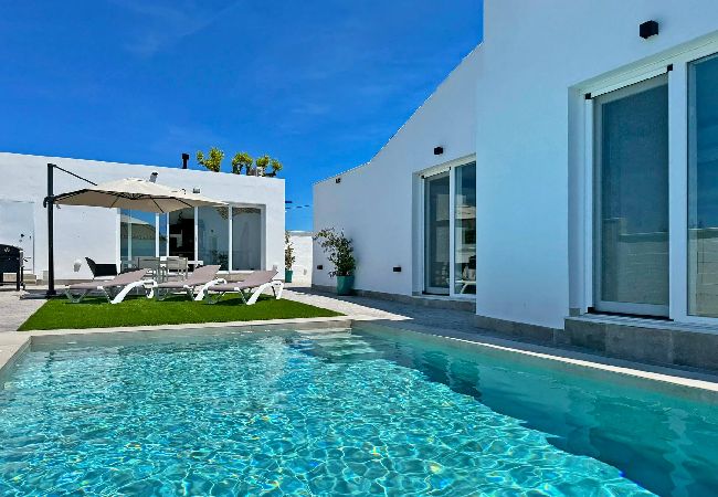 Villa in Conil de la Frontera - Villa Tresoles Villa in Conil de la Frontera - Villa Tresoles