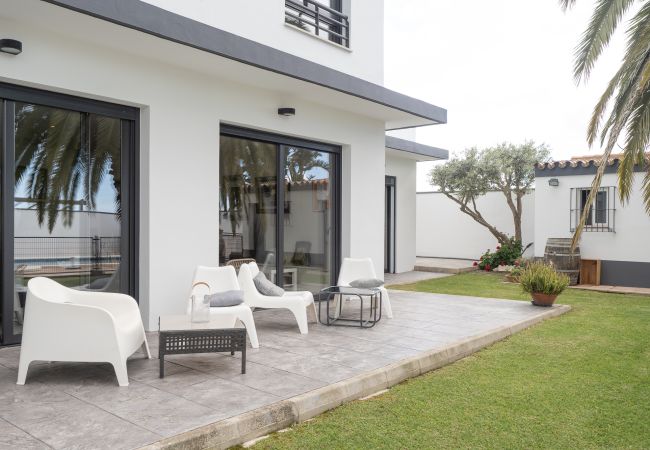 Villa in Sanlúcar de Barrameda - Villa Al Alba Villa in Sanlúcar de Barrameda - Villa Al Alba