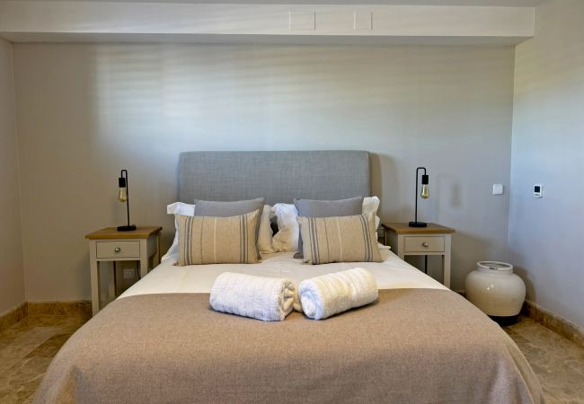 Villa in Jerez de la Frontera - Villa Montecastillo Villa in Jerez de la Frontera - Villa Montecastillo