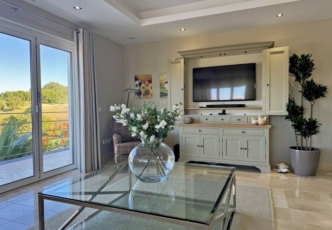 Villa in Jerez de la Frontera - Villa Montecastillo Villa in Jerez de la Frontera - Villa Montecastillo