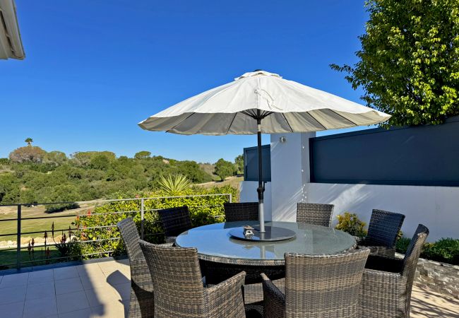 Villa in Jerez de la Frontera - Villa Montecastillo Villa in Jerez de la Frontera - Villa Montecastillo