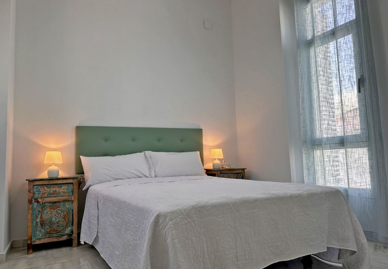 Apartment in Jerez de la Frontera - Larga Suite 46