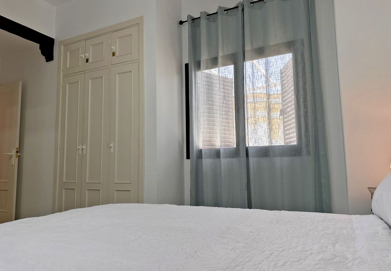 Apartment in Jerez de la Frontera - Larga Suite 46